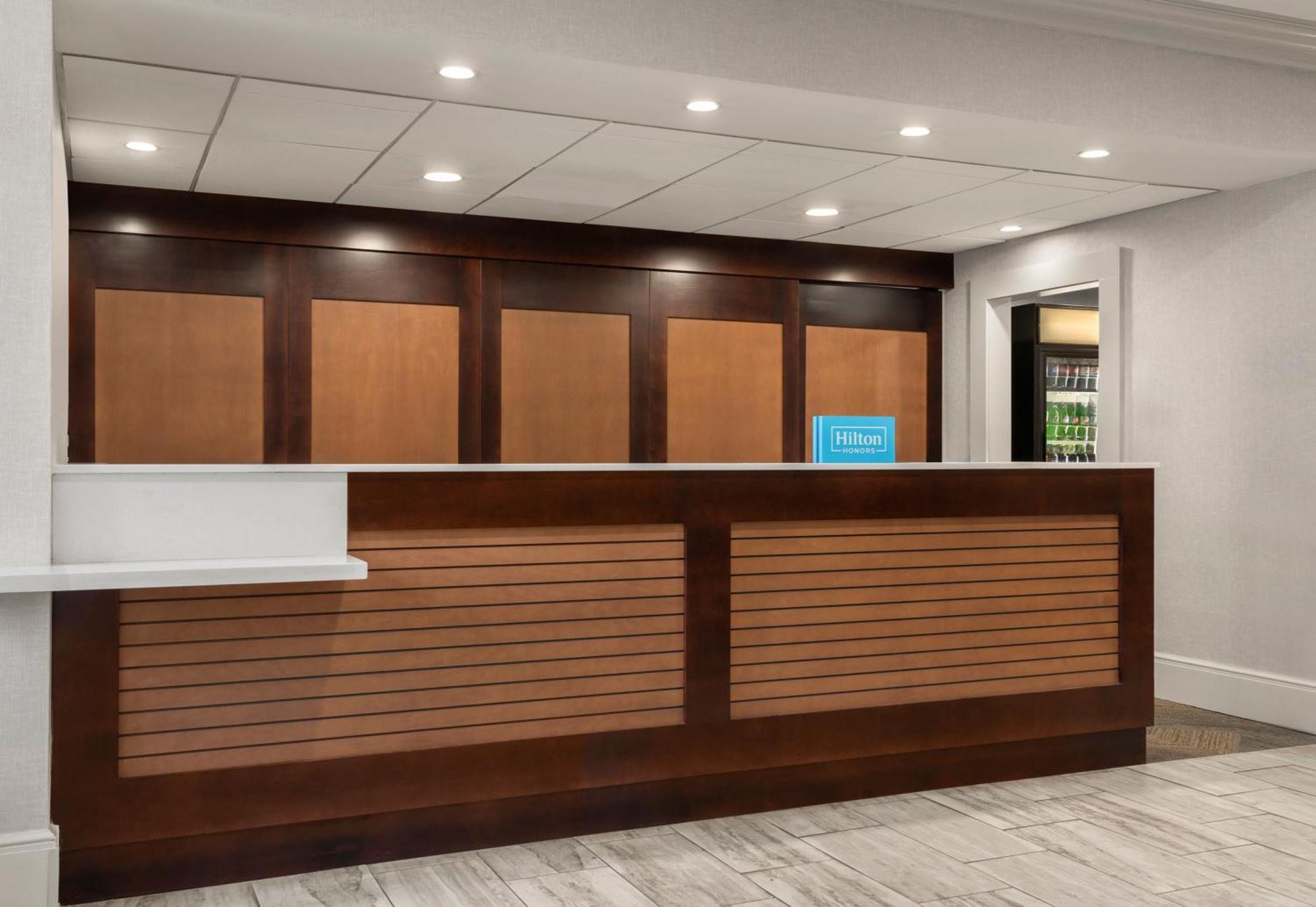 Hotel Homewood By Hilton Chester